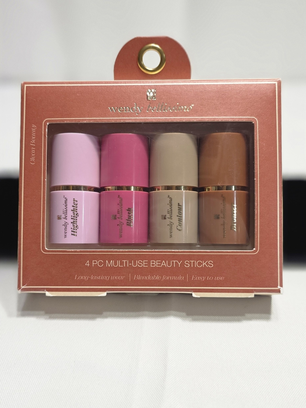 Wendy Bellissimo 4 PC Multi-Use Beauty Sticks Set NIB Highlighter Blush Contour